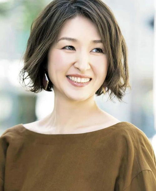 游览的同义词是什么