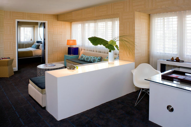 癞蛤蟆吃天鹅肉 癞蛤蟆吃天鹅肉